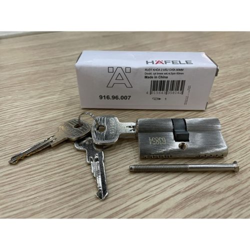 Hafele 916.96.007 ruột khóa 60mm, 2 đầu chìa, chống khoan, lắp đặt dễ dàng, vật liệu đồng thau. 9 Hafele 916.96.007 ruột khóa 2 đầu chìa, 60mm, chất liệu đồng thau cao cấp, an toàn và dễ lắp đặt.